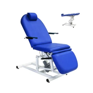Sillón hospitalario eléctrico de tres cuerpos, con tapizado en color azul